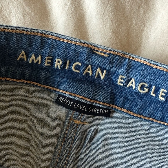 Great Condition Size 4 American Eagle Denim Skirt - Picture 3 of 5
